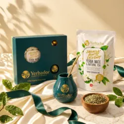 ZESTAW PREZENTOWY YERBA MATE – BIAŁY JAŚMIN — kompozycja w słonecznym świetle