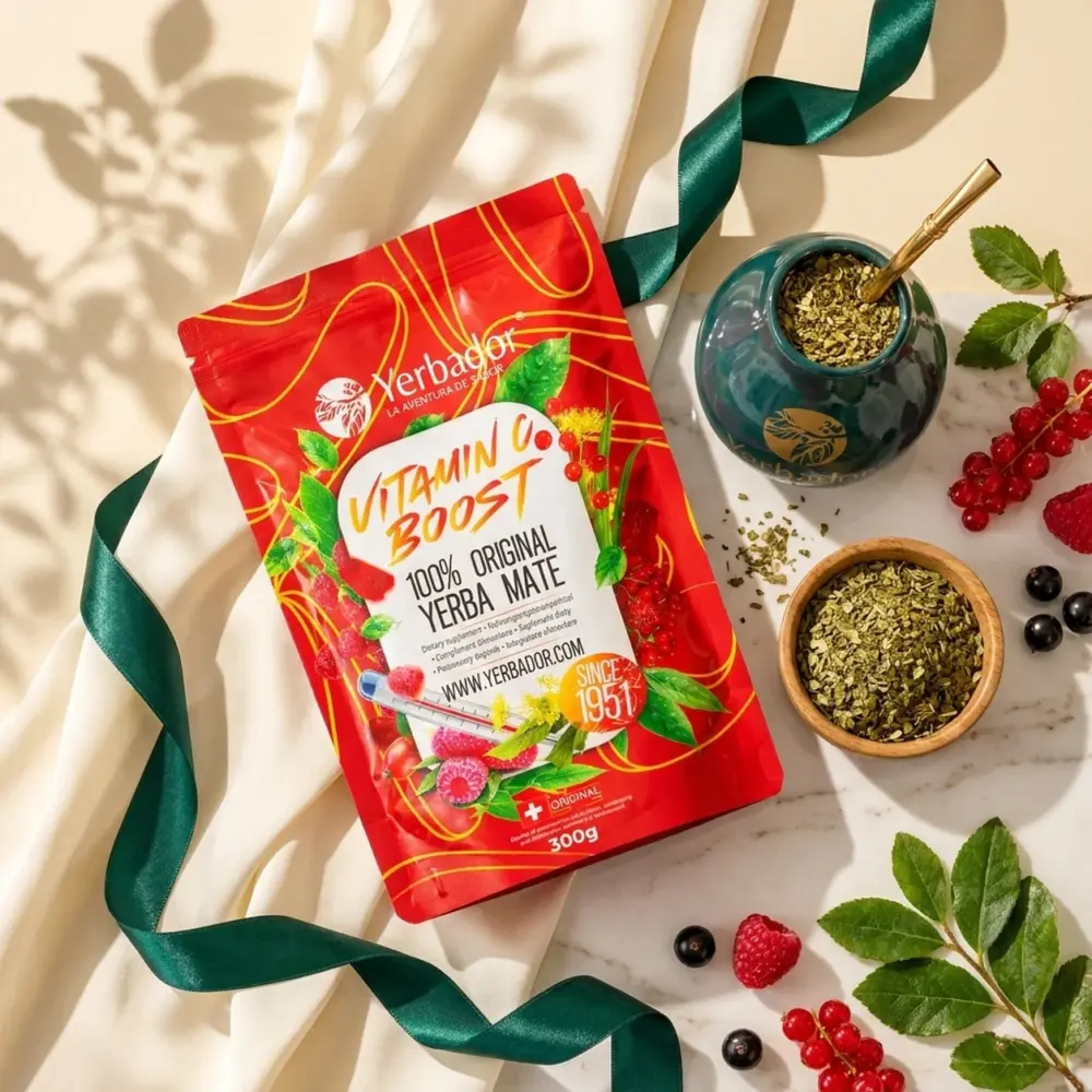 YERBA MATE – VITAMIN C BOOST YERBA MATE – VITAMIN C BOOST — kompozycja w słonecznym świetle