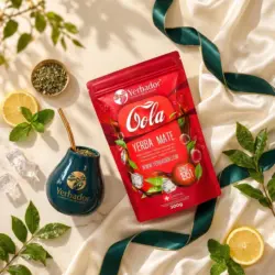 YERBA MATE – COLA — kompozycja w słonecznym świetle
